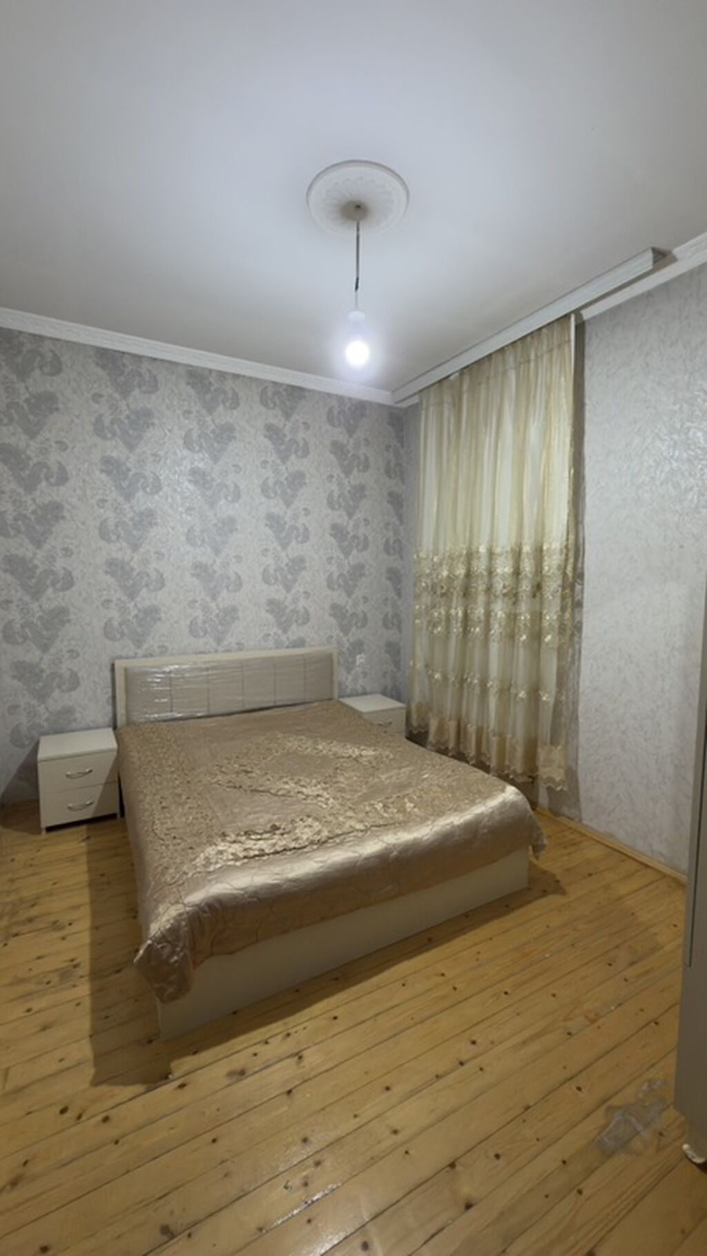 Ev istenilen sexslere verilir 1 ci novbede temizkar seliqeli oz evi