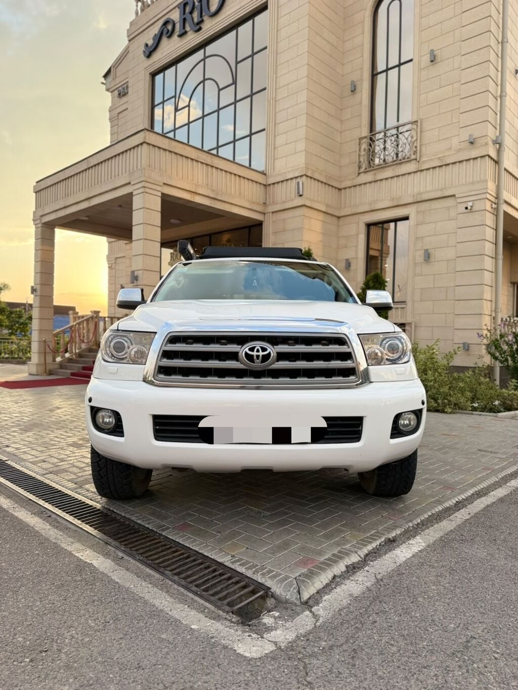 Toyota Sequoia: 2008 г., 5.7 л, Автомат, Газ, Внедорожник: фото 6