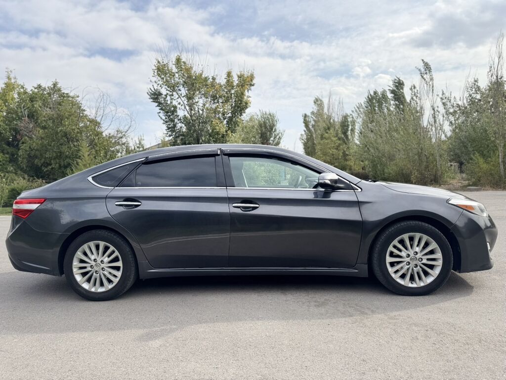 Toyota Avalon: 2015 г., 2.5 л, Автомат, Гибрид, Седан: фото 8