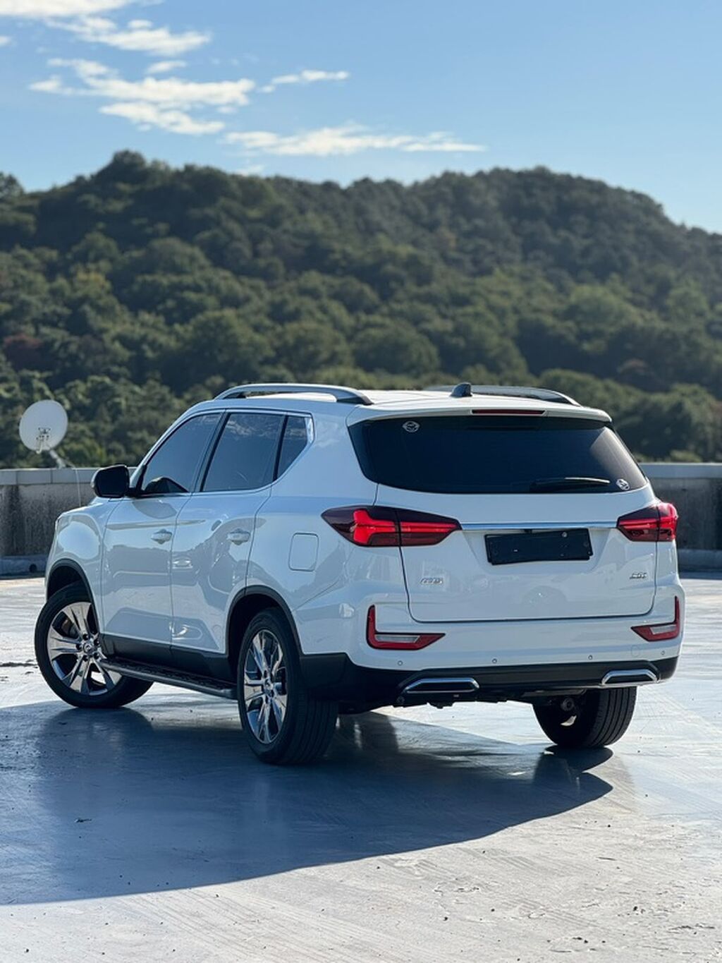 Ssangyong Rexton: 2022 г., Внедорожник: фото 2