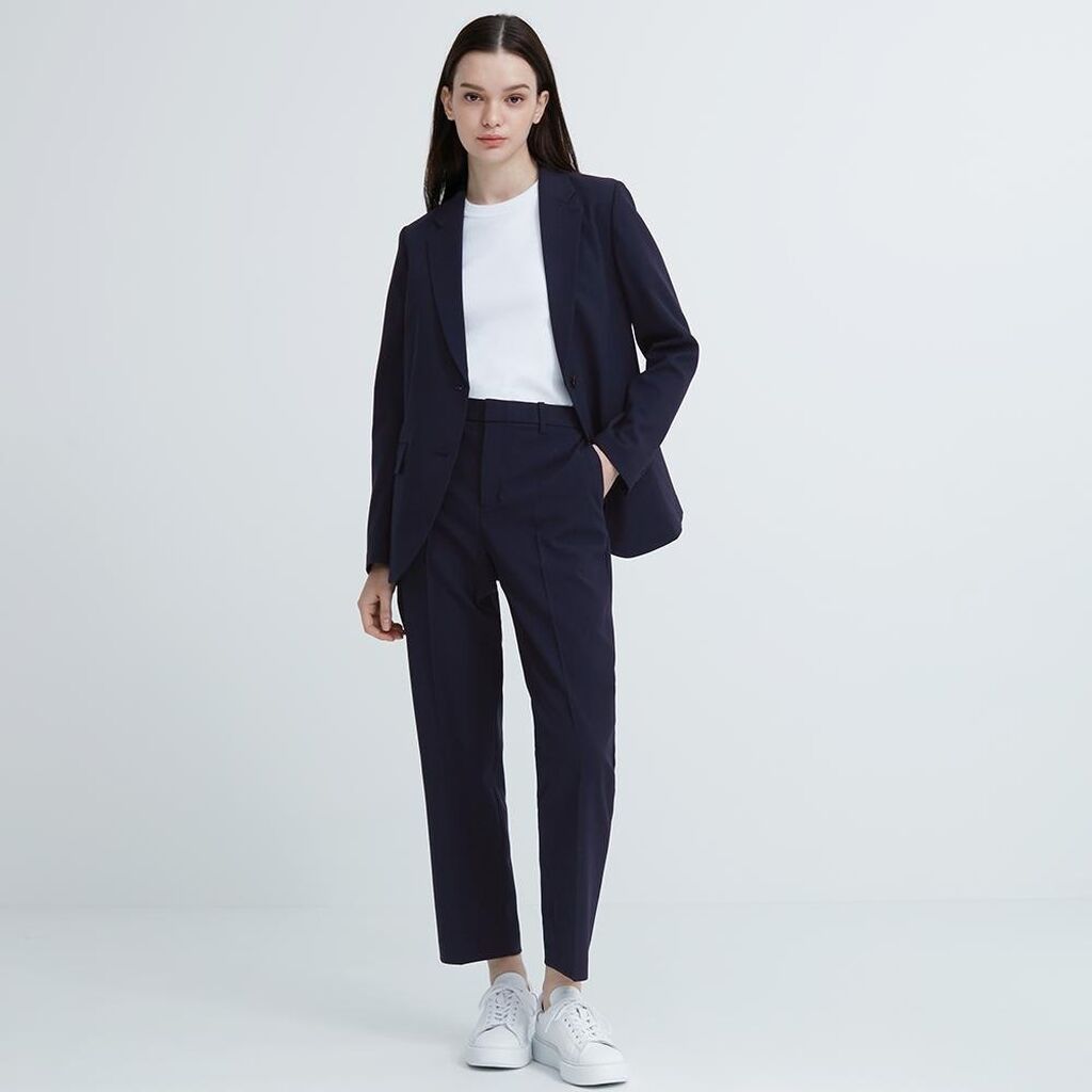 Брючный костюм (двойка) Uniqlo, новое! Размер М, цвет черный, пиджак: фото 1