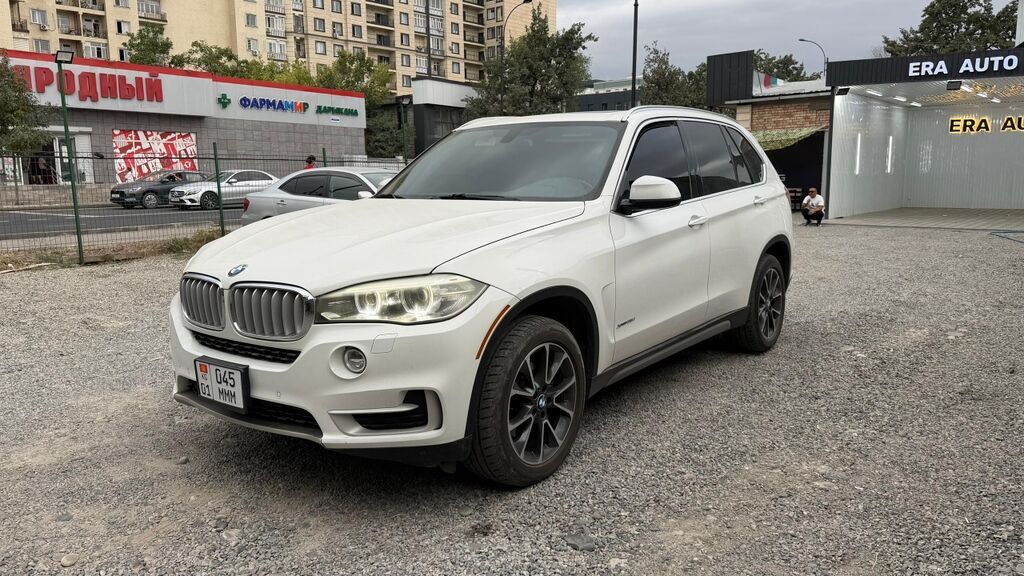 BMW X5: 2016 г., 3.5 л, Автомат, Бензин, Кроссовер: фото 2