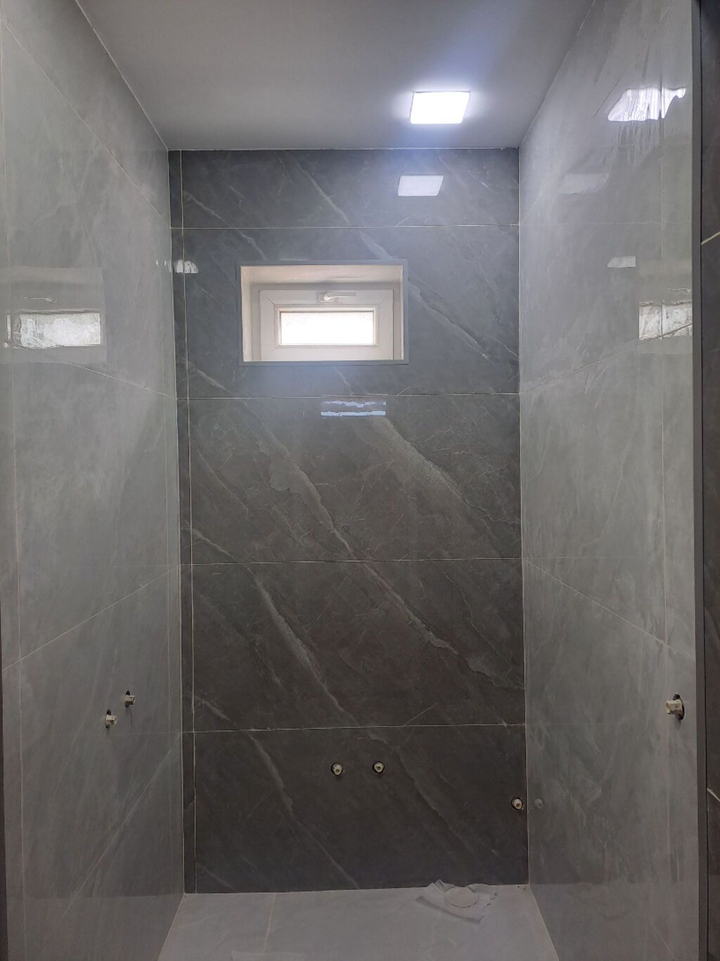 Hökməli 3 otaqlı, 63 kv. m, Yeni təmirli