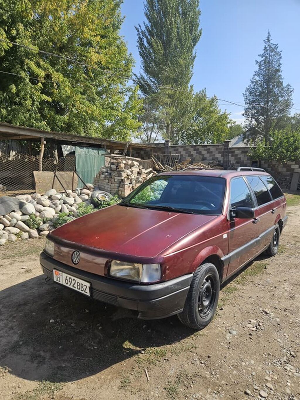 Volkswagen Passat Variant: 1991 г., 1.8 л, Механика, Газ, Универсал: фото 3