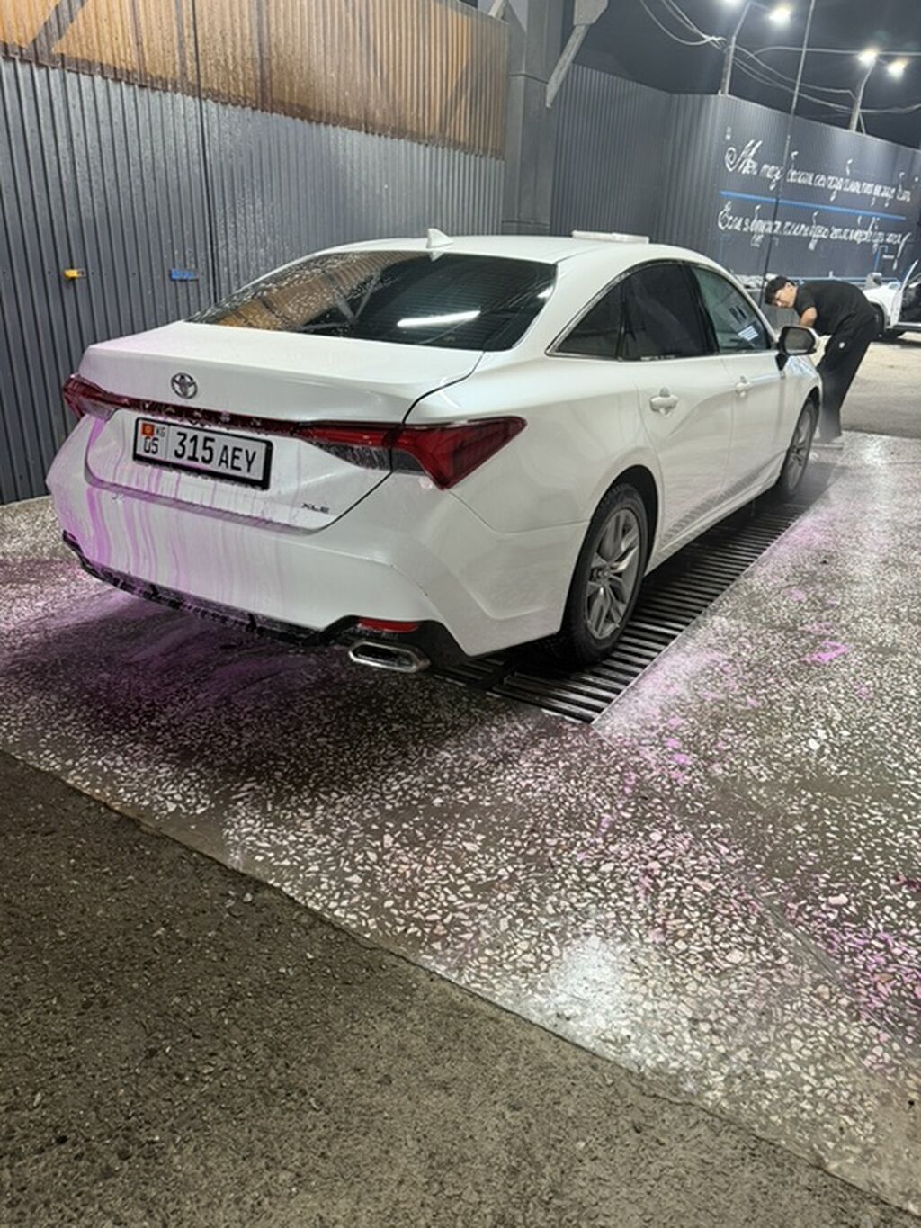 Toyota Avalon: 2022 г., 3.5 л, Автомат, Бензин, Седан: фото 4