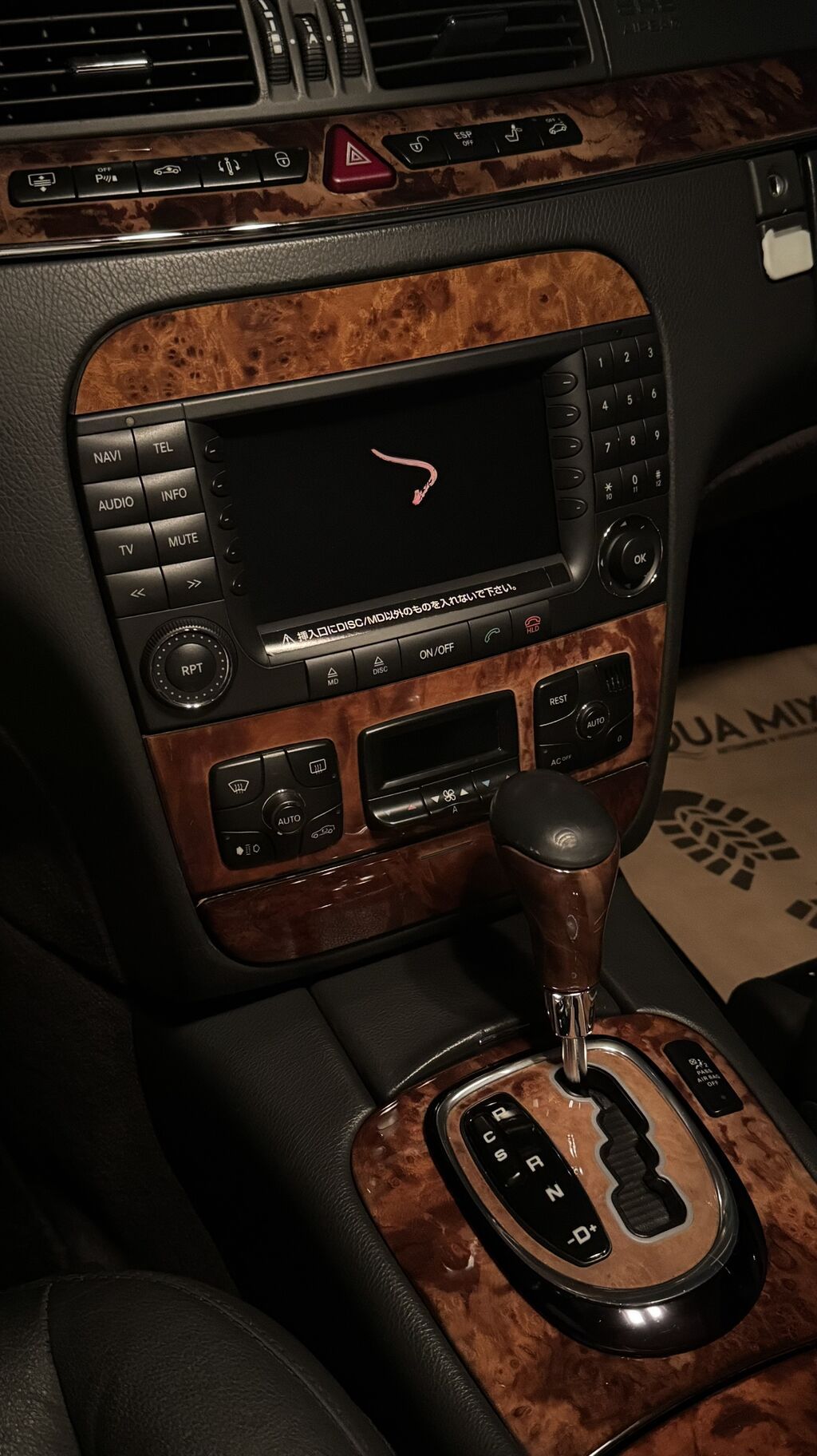 Mercedes-Benz 220: 2003 г., 3.7 л, Автомат, Бензин, Седан: фото 6