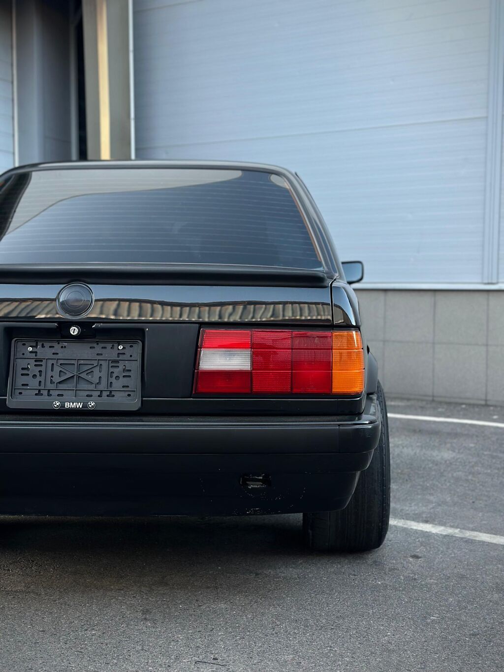 BMW 3 series: 1988 г., 2.8 л, Механика, Бензин, Седан: фото 8
