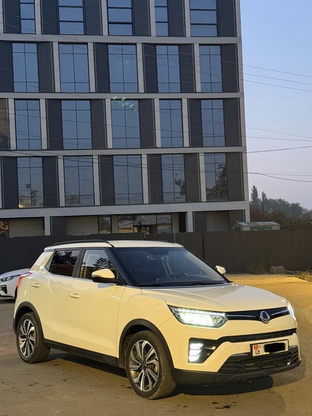 Ssangyong Tivoli: 2020 г., 1.5 л, Автомат, Бензин, Кроссовер: фото 2