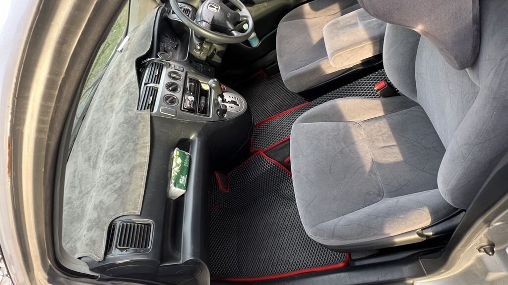 Honda Civic: 2003 г., Автомат, Бензин, Хэтчбэк: фото 3