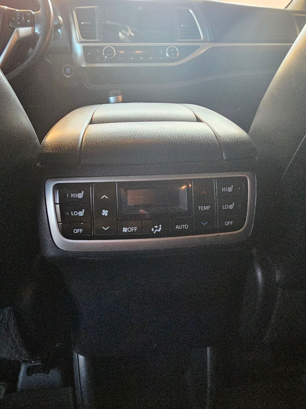 Toyota Highlander: 2015 г., 2.7 л, Автомат, Бензин, Кроссовер: фото 7