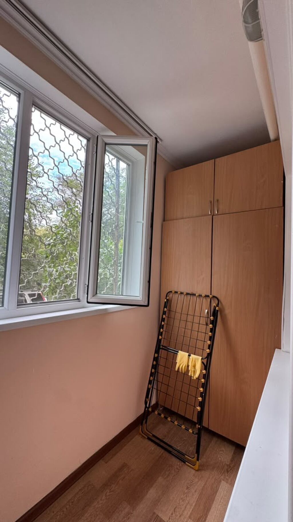 3 комнаты, 63 м², 11 мкр 105 серия, 1 этаж, Косметический ремонт: фото 2