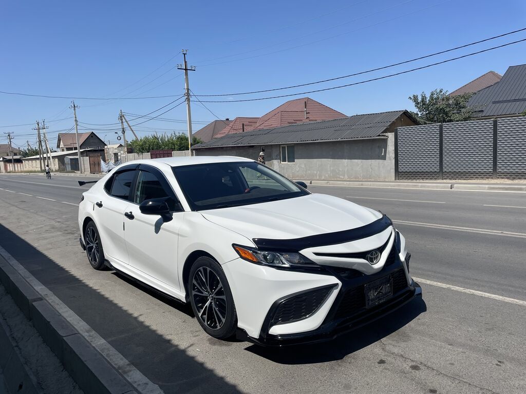Toyota Camry: 2020 г., 2.5 л, Автомат, Бензин, Седан: фото 1