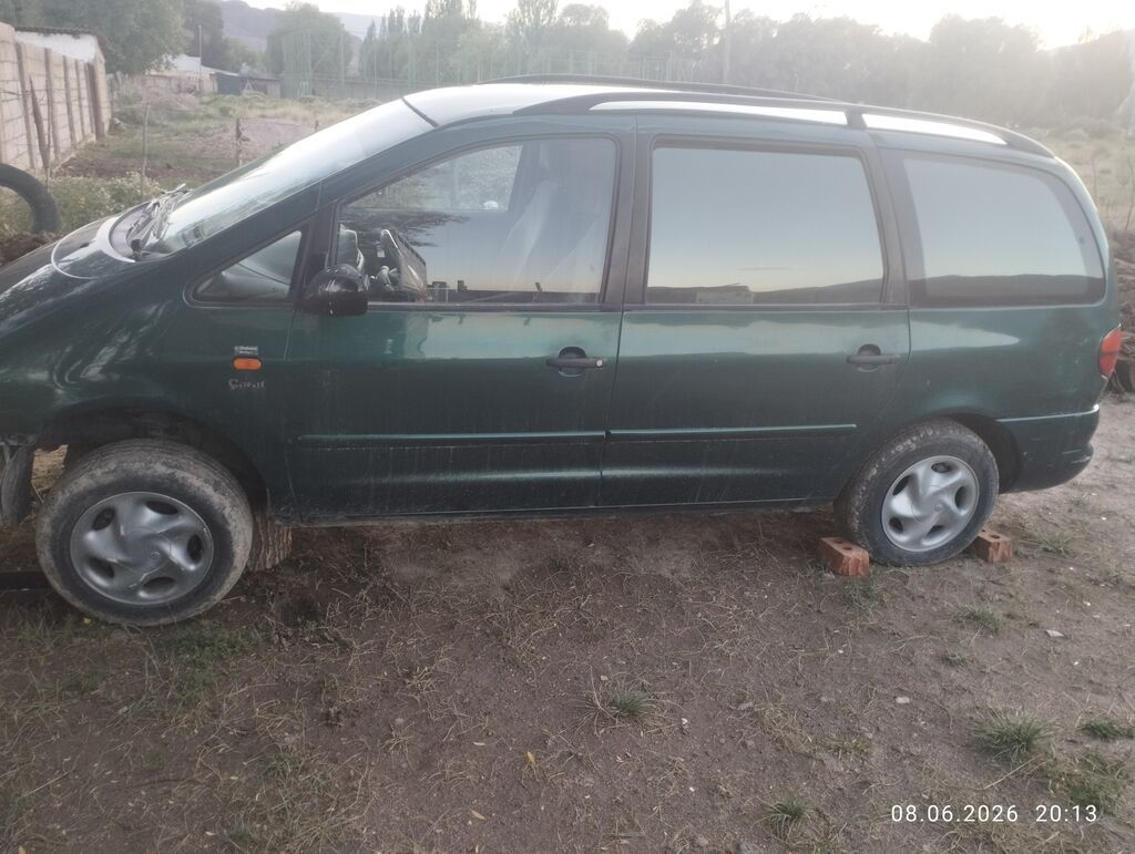 Volkswagen Sharan: 1996 г., 2.8 л, Механика, Бензин, Минивэн: фото 2