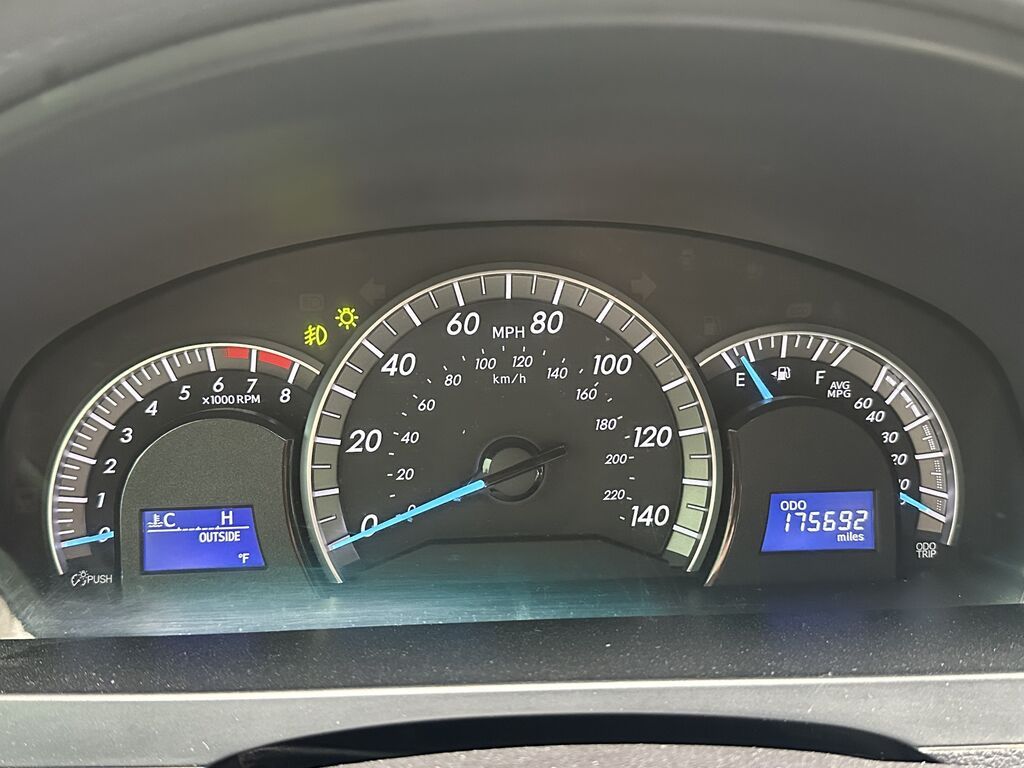 Toyota Camry: 2014 г., 2.5 л, Автомат, Бензин, Седан: фото 6