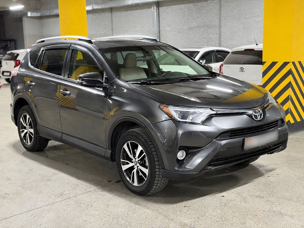 Toyota RAV4: 2016 г., 2.5 л, Автомат, Бензин: фото 3
