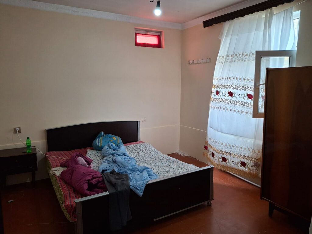 100 kv. m, 3 otaqlı, Qaz, İşıq, Su