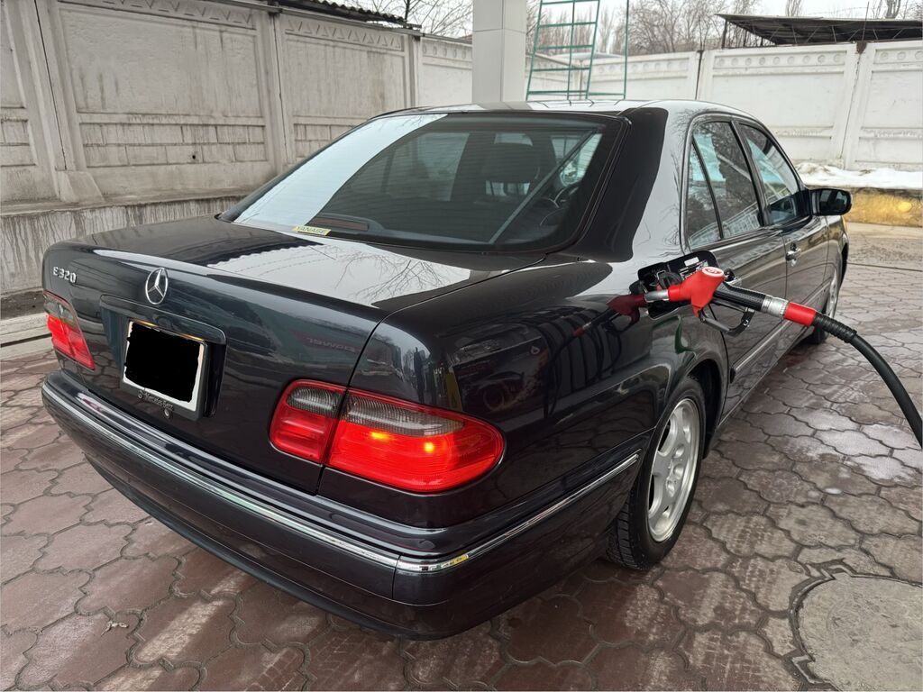 Mercedes-Benz E-Class: 2000 г., 3.2 л, Типтроник, Бензин, Седан: фото 6
