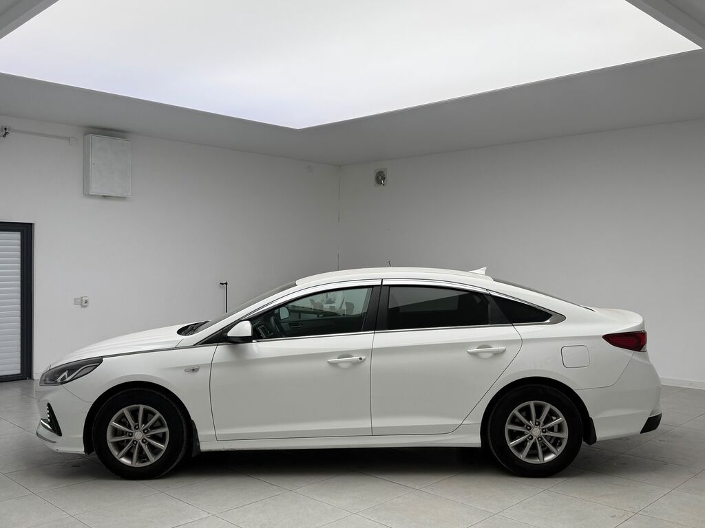 Hyundai Sonata: 2021 г., 2 л, Автомат, Газ, Седан: фото 7