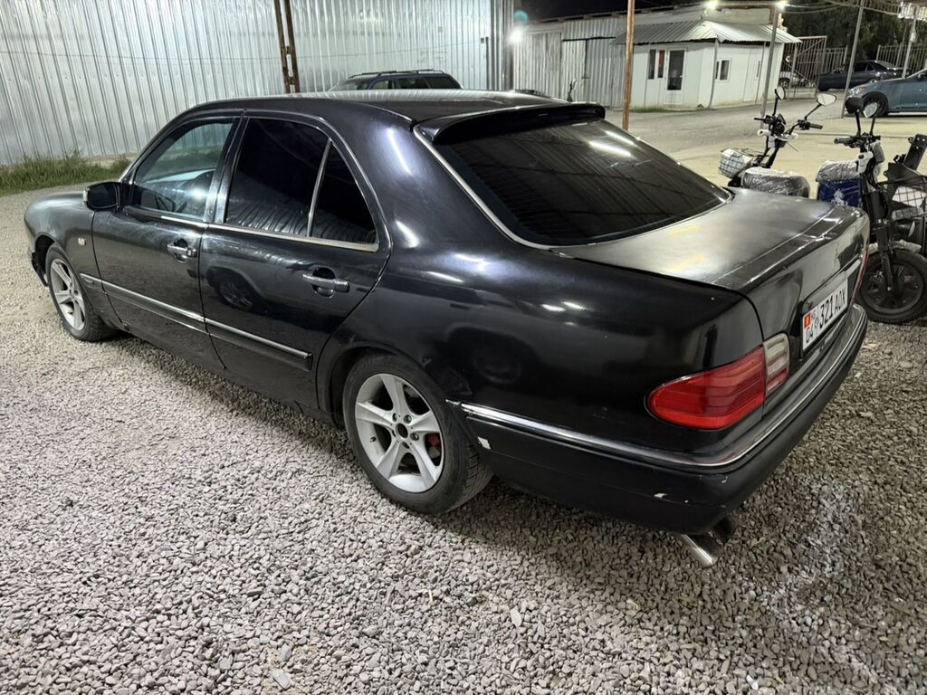 Mercedes-Benz E-Class: 1998 г., 2.4 л, Автомат, Бензин, Седан: фото 4