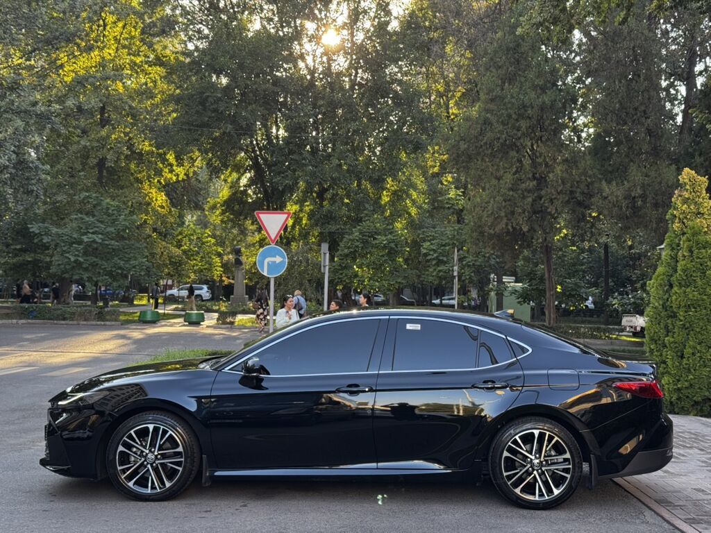 Toyota Camry: 2024 г., 2.5 л, Автомат, Бензин, Седан: фото 5
