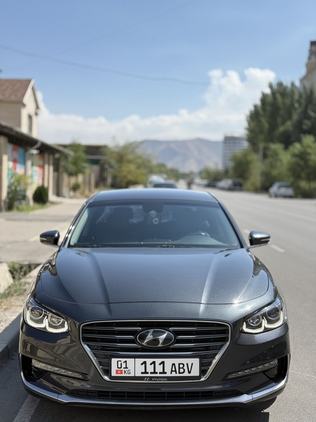 Hyundai Grandeur: 2019 г., 2.4 л, Автомат, Гибрид, Седан: фото 1