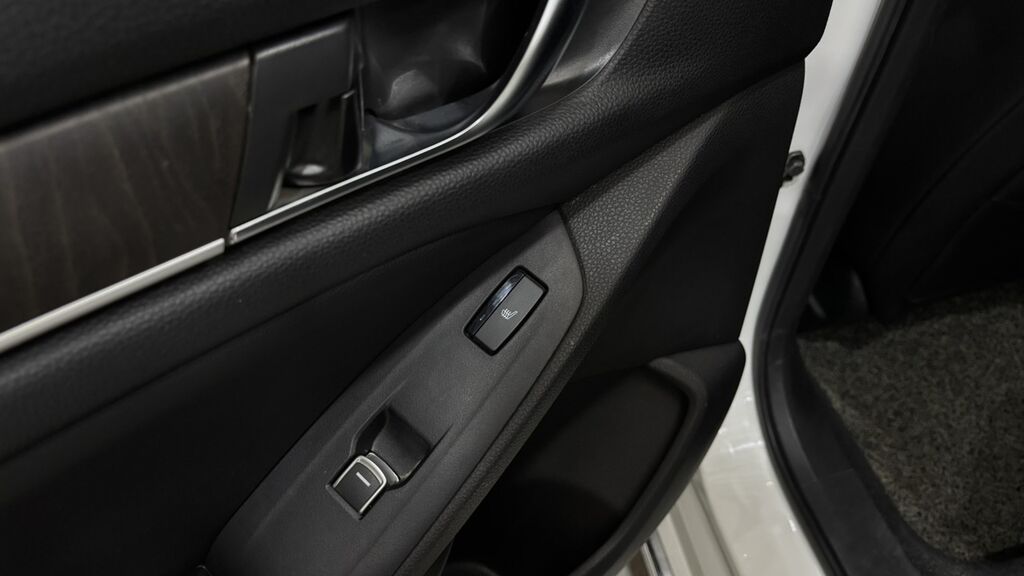 Honda Accord: 2019 г., Вариатор, Бензин, Седан: фото 7