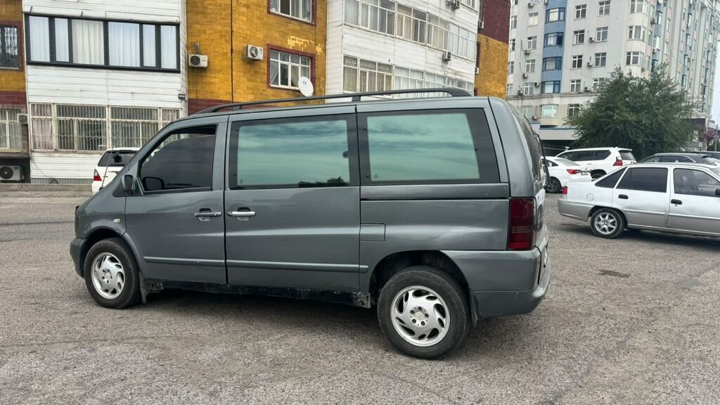 Mercedes-Benz Vito: 2003 г., 2.4 л, Автомат, Бензин, Минивэн: фото 6