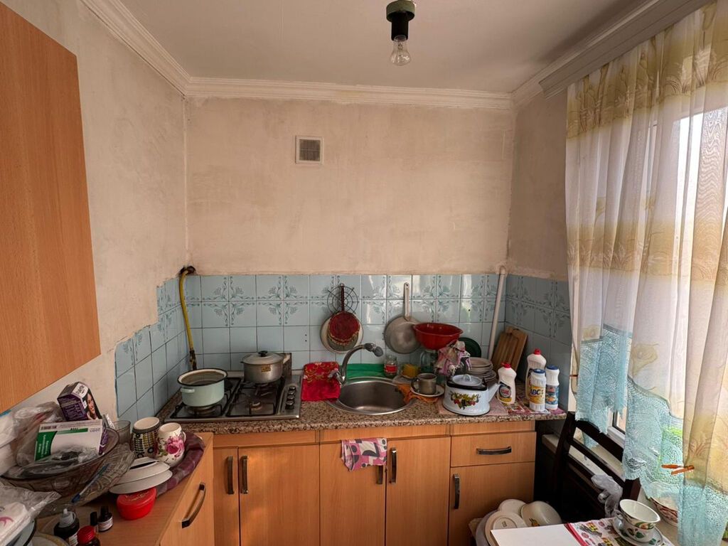 Əmircanda 1 otaqlı köhnə tikili mənzil satılır, 40 m², 83 000 AZN, şəkil 4 / 6