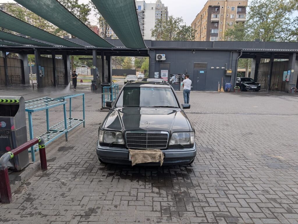 Продается Mercedes-Benz W124 универсал, 1994 г., 2.8 л, АКПП: фото 2