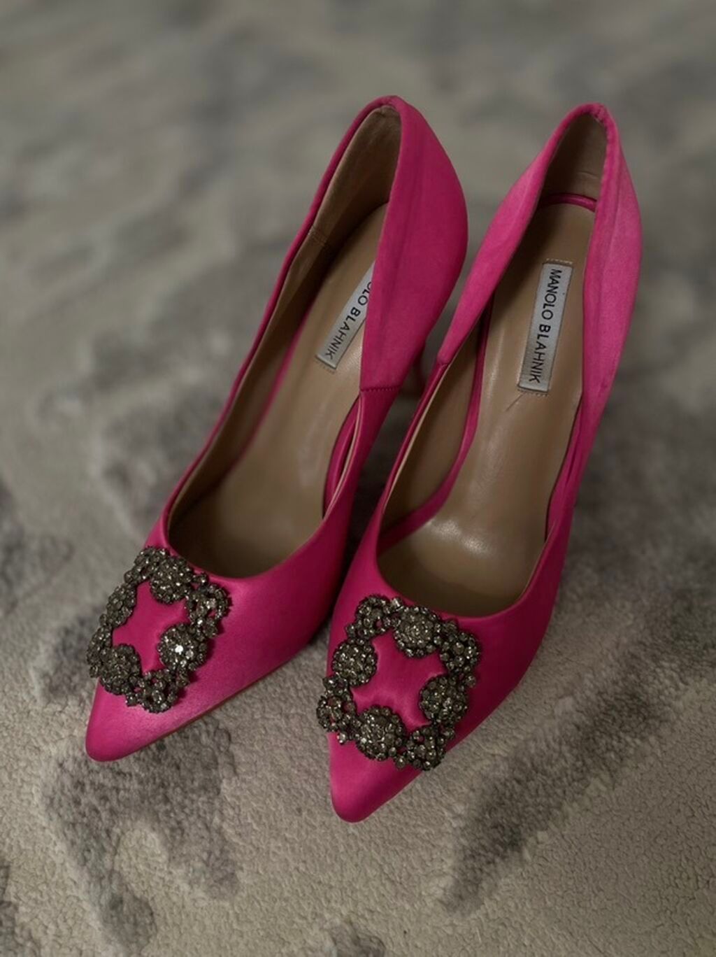 Туфли-лодочки Manolo Blahnik Hangisi . РАЗМЕР 37 - Модель: Hangisi: фото 1