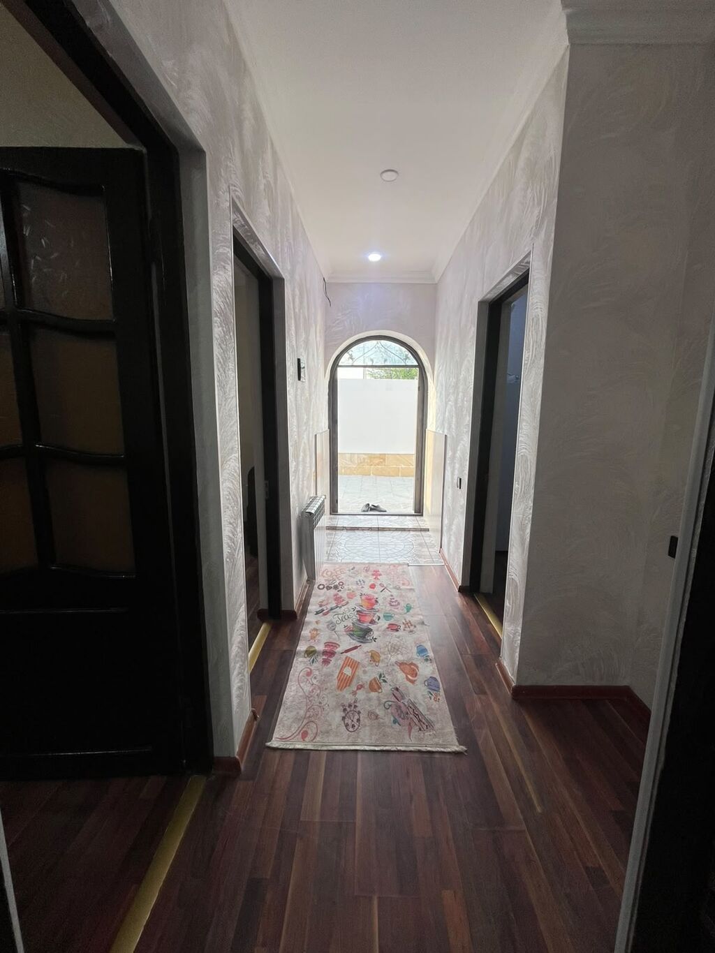 Binəqədi qəs. 3 otaqlı, 75 kv. m, Yeni təmirli