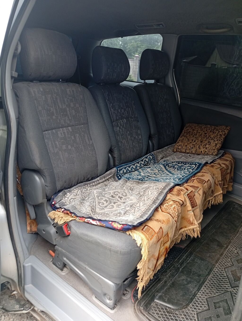 Toyota Previa: 2002 г., 2 л, Механика, Дизель, Минивэн: фото 7