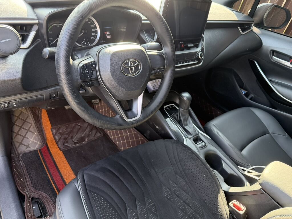 Toyota Levin: 2020 г., 1.8 л, Вариатор, Гибрид, Седан: фото 5