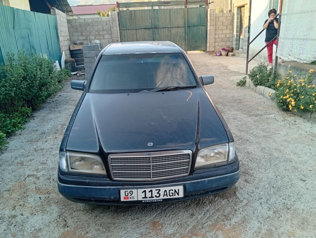 Mercedes-Benz C-Class: 1994 г., Седан: фото 2
