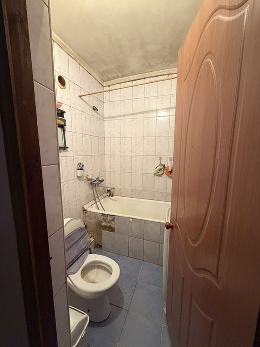 3 комнаты, 55 м², Азия Молл Хрущевка, 4 этаж, Косметический ремонт: фото 4