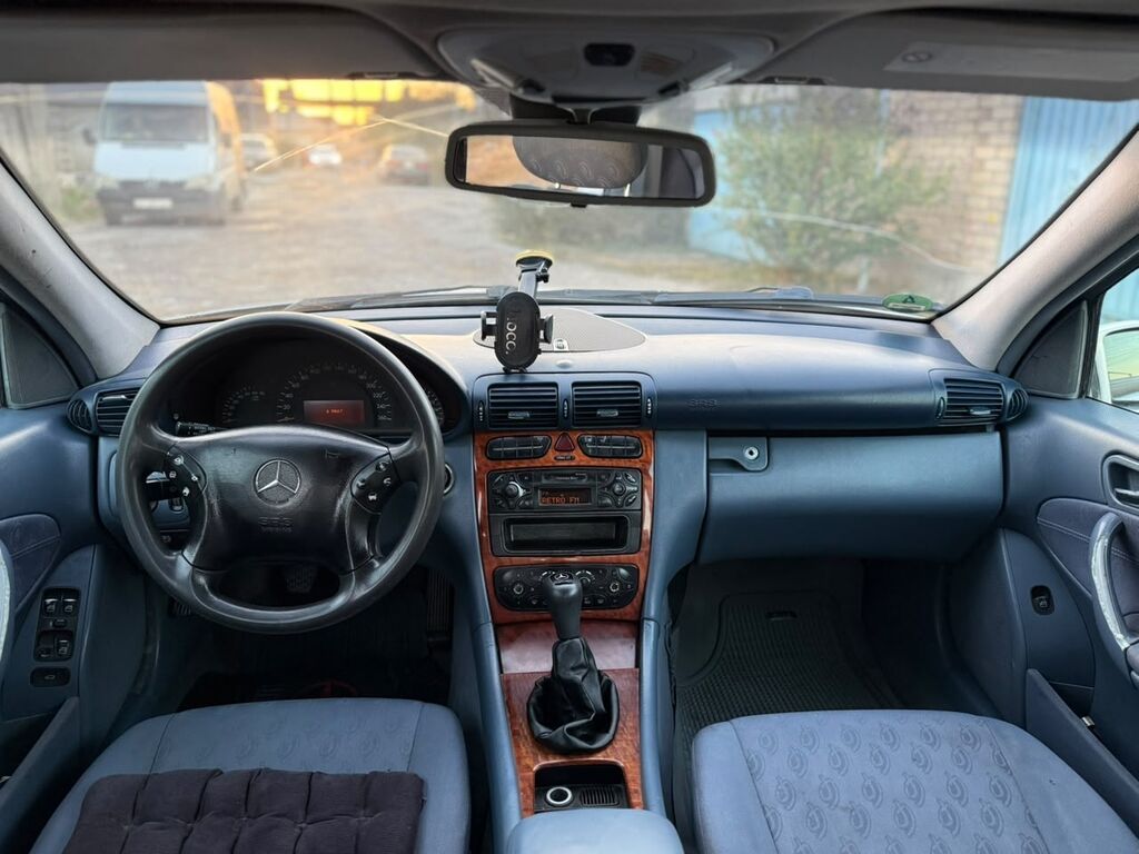 Mercedes-Benz C-Class: 2001 г., 1.8 л, Механика, Бензин, Седан: фото 8
