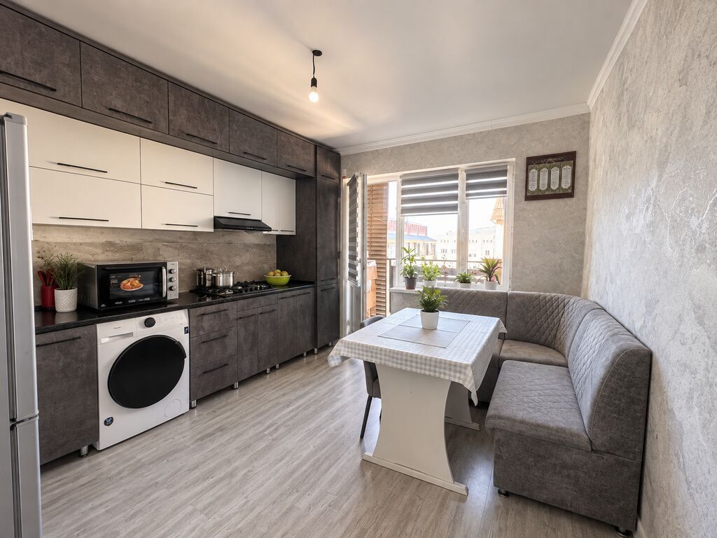 3 комнаты, 81 м², Кок-Жар мкр 9 этаж, Свежий ремонт: фото 7