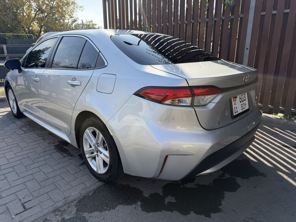 Toyota Levin: 2020 г., 1.8 л, Вариатор, Гибрид, Седан: фото 4