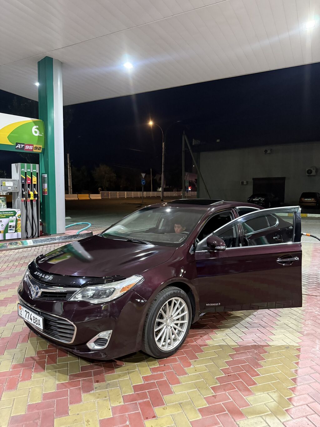 Toyota Avalon: 2014 г., 2.5 л, Автомат, Гибрид, Седан: фото 3