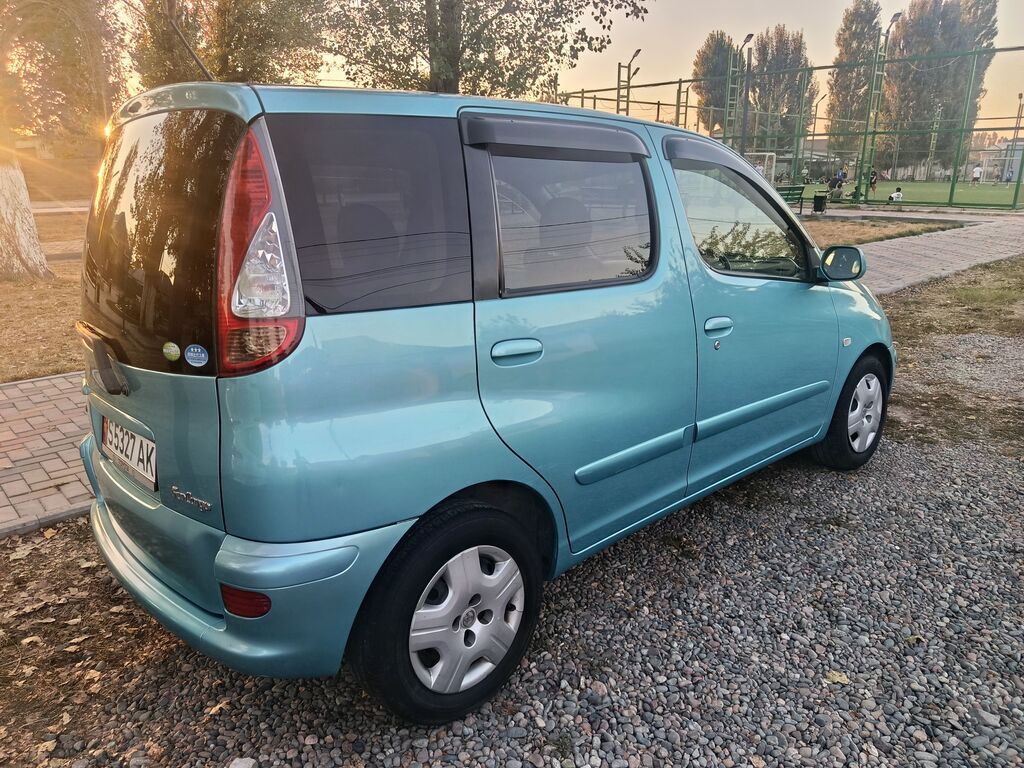 Daihatsu YRV: 2005 г., 1.3 л, Автомат, Бензин, Минивэн: фото 2