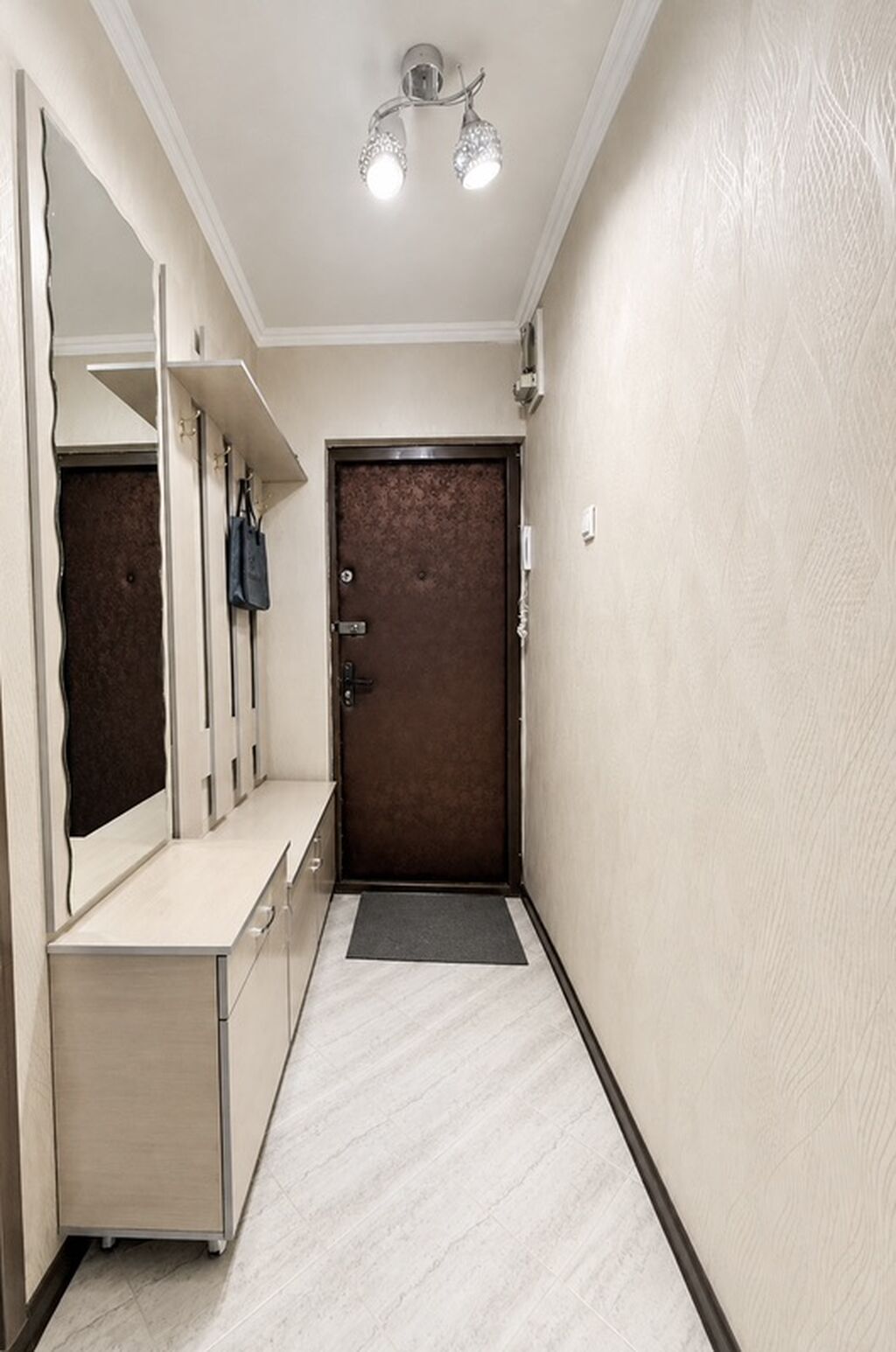3 комнаты, 58 м², Площадь Победы 104 серия, 1 этаж, Евроремонт: фото 7