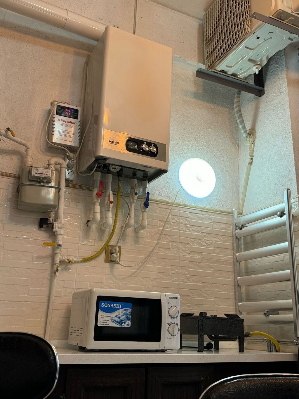 4-cü mikrorayon, 3 otaqlı, Yeni tikili, m. Memar Əcəmi, 63 kv. m
