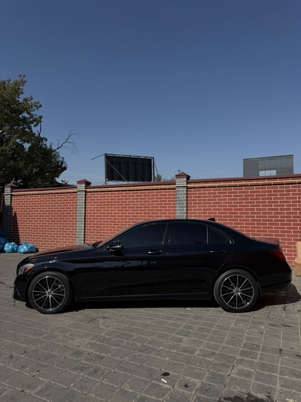 Mercedes-Benz C-Class: 2019 г., 2 л, Автомат, Бензин, Седан: фото 2