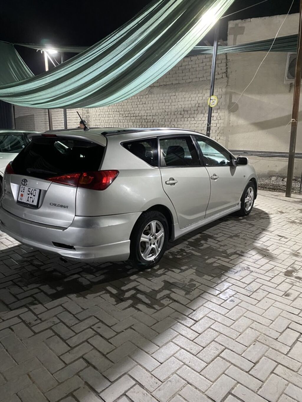 Toyota Caldina: 2003 г., 2 л, Автомат, Бензин, Универсал: фото 7