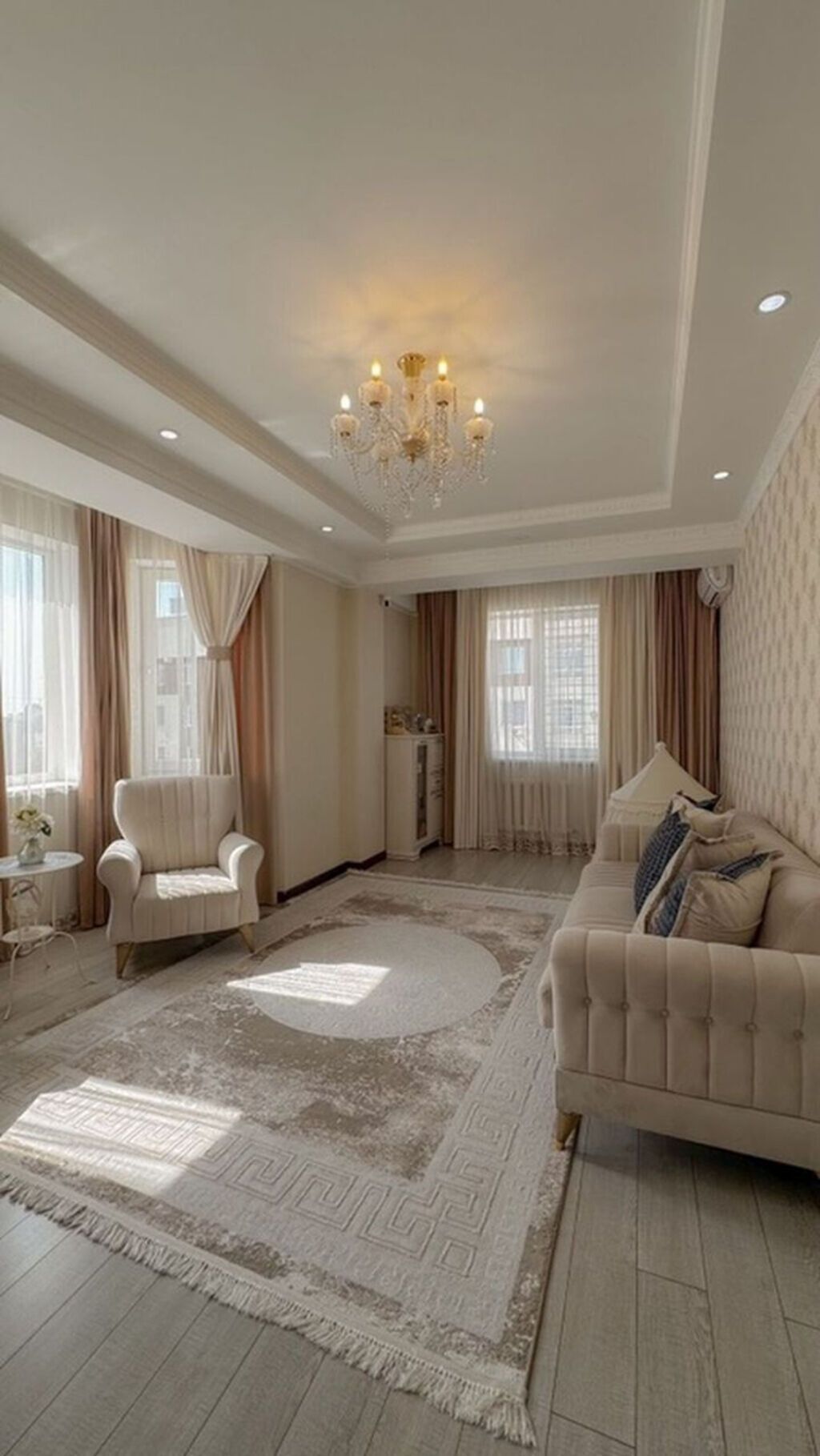2 комнаты, 73 м², Элитка, 9 этаж, Евроремонт: фото 1