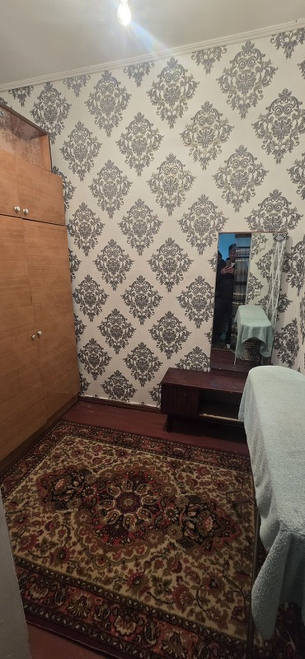 Сдаётся уютный дом барачного типа. В доме имеются: 2 спальные: фото 4