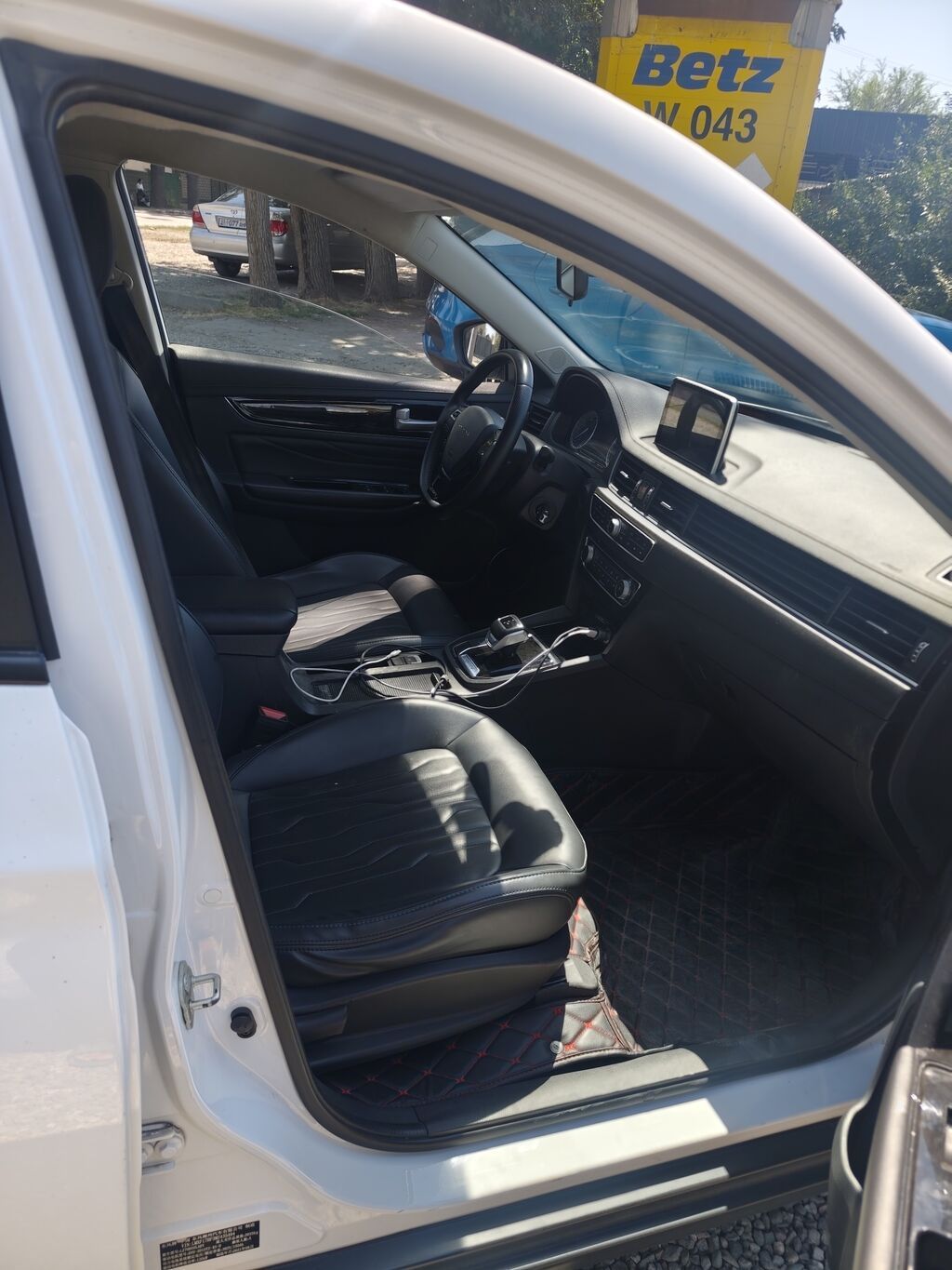 Dongfeng Fengon 500: 2022 г.: фото 2
