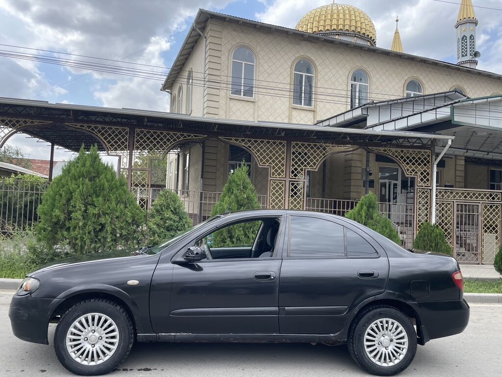 Nissan Almera: 2005 г., 1.5 л, Механика, Бензин, Седан: фото 2