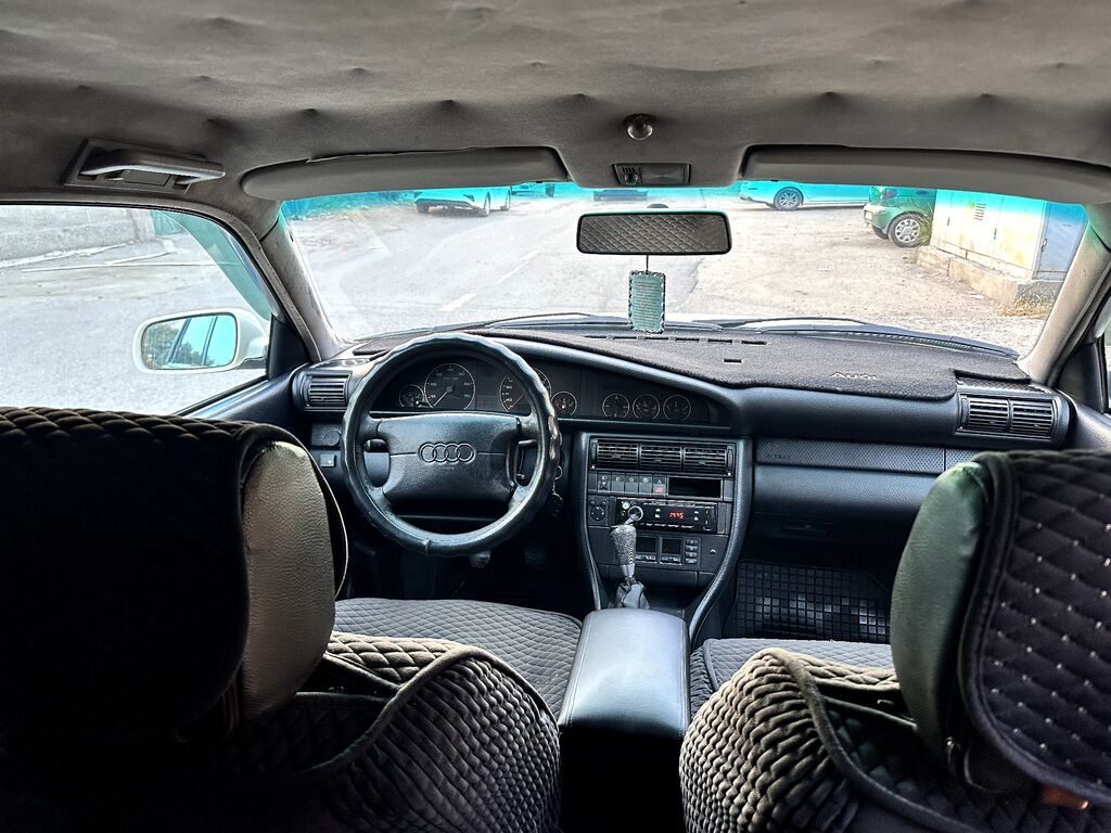 Audi A6: 1995 г., 2.6 л, Механика, Бензин, Седан: фото 6