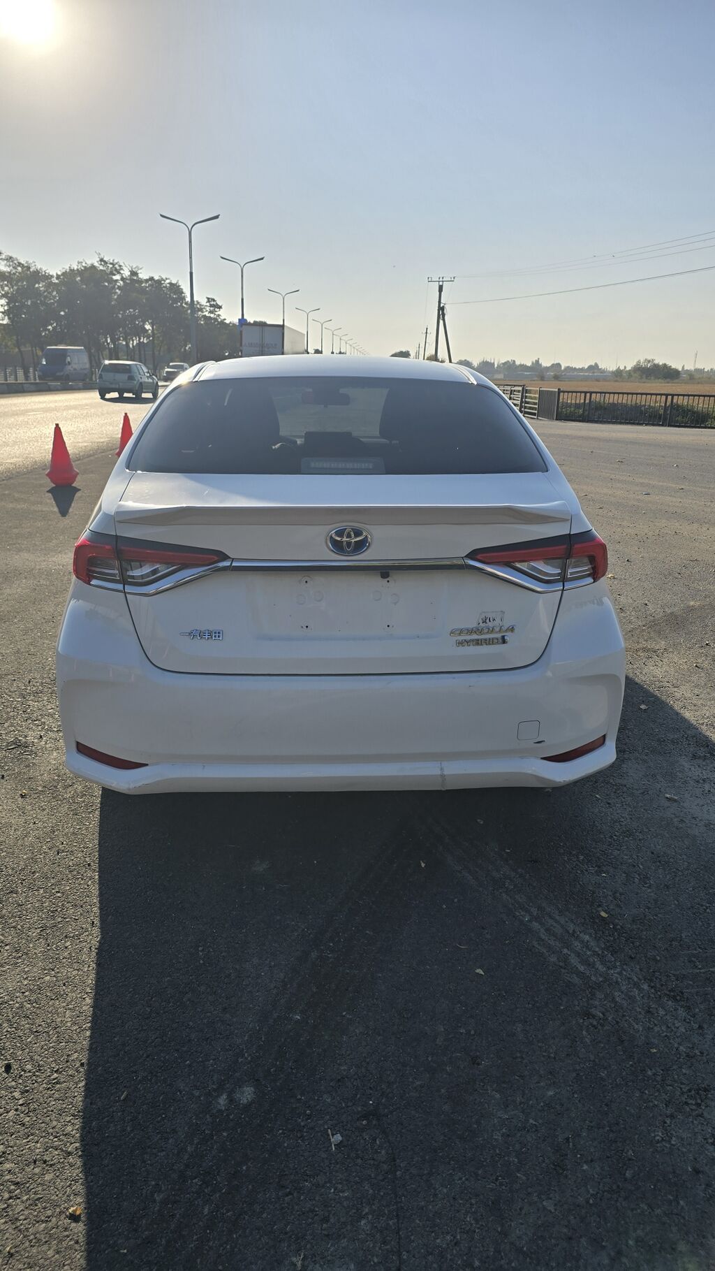 Toyota Corolla: 2022 г., 1.8 л, Вариатор, Гибрид, Седан: фото 5